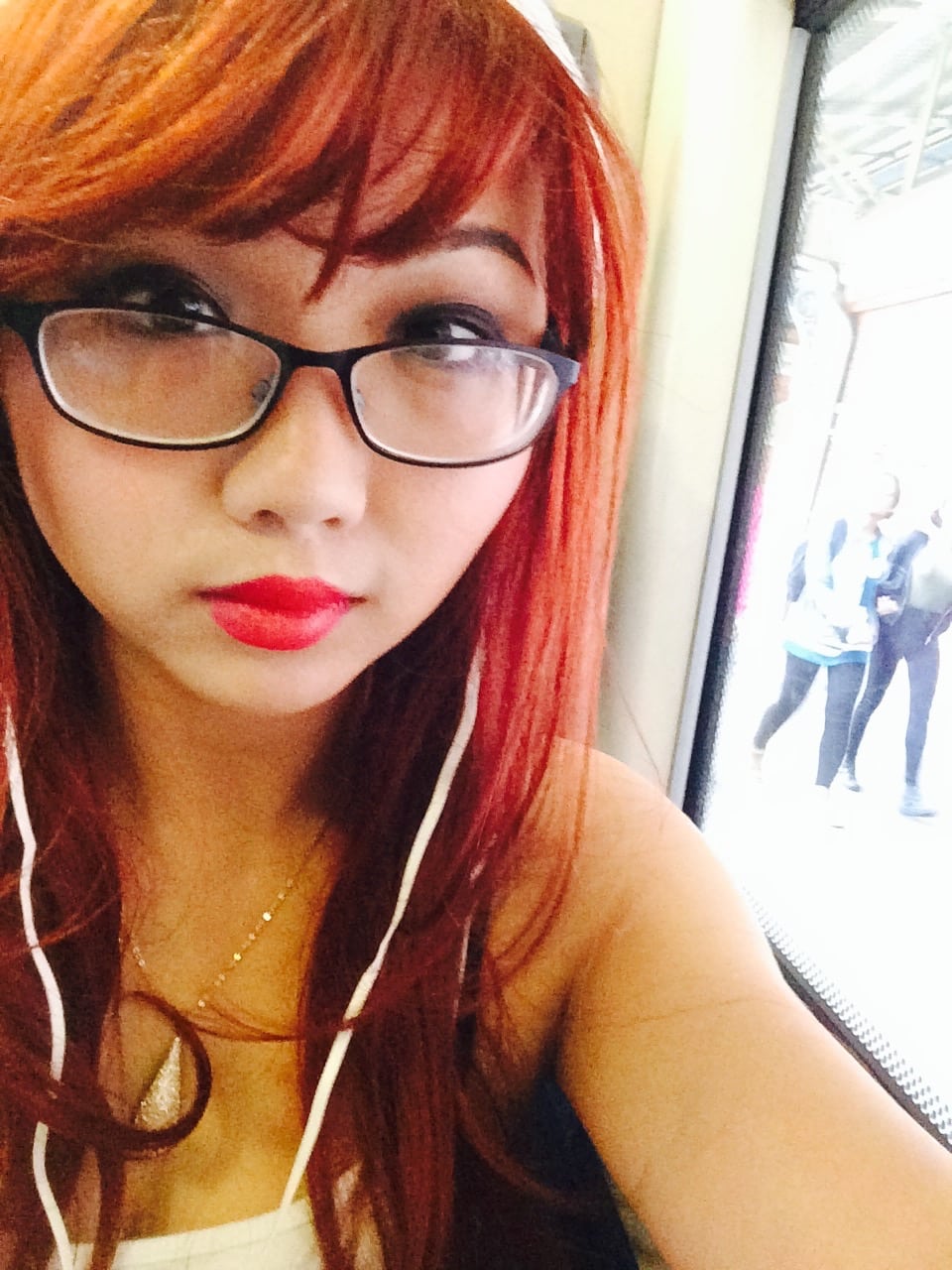 Red hair on the train at charing Cross